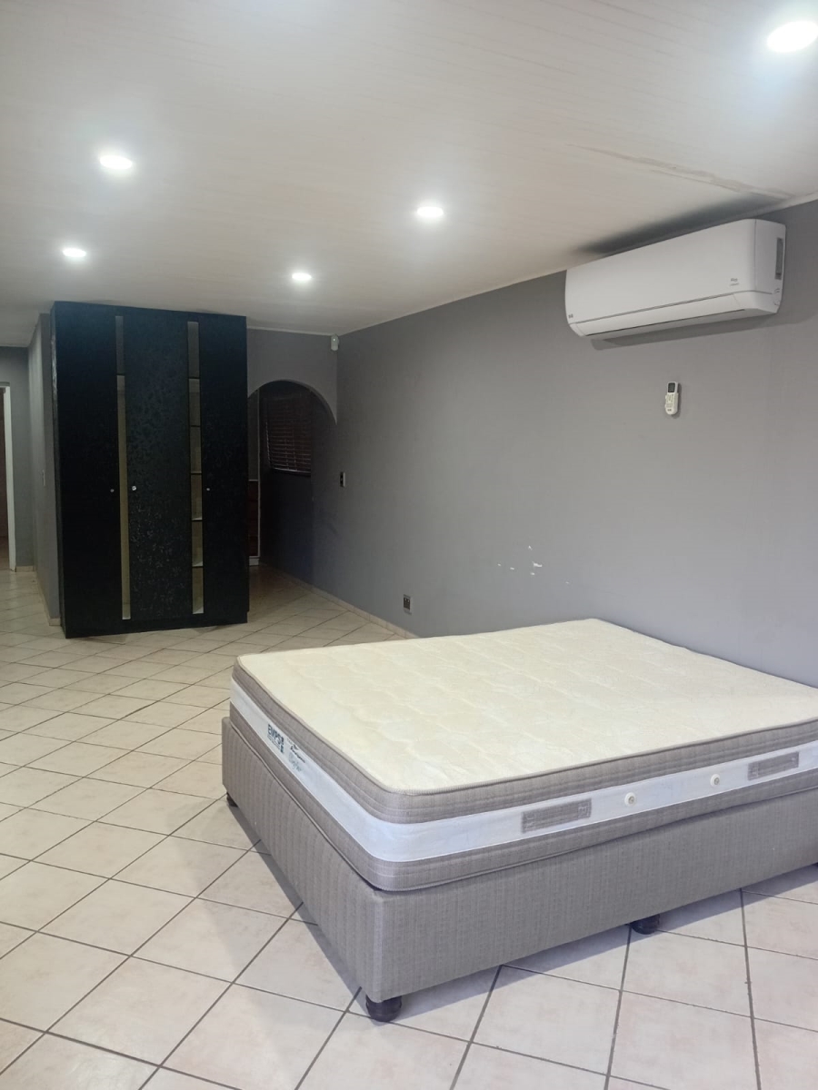To Let 3 Bedroom Property for Rent in Forest Downs Eastern Cape